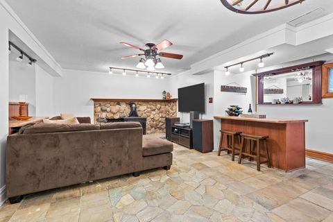 Tiny photo for 216 HICKORY Road, Oakwood Hills, IL 60013 (MLS # 12490521)