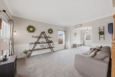 Tiny photo for 3243 Pinewood Drive, Yorkville, IL 60560 (MLS # 12587105)