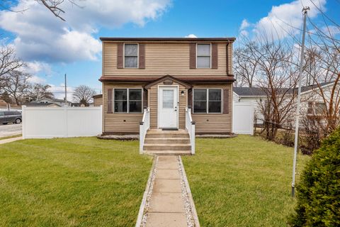 Tiny photo for 9658 Austin Avenue, Oak Lawn, IL 60453 (MLS # 12590986)