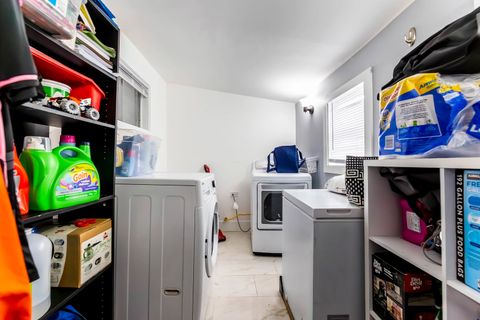 Tiny photo for 9658 Austin Avenue, Oak Lawn, IL 60453 (MLS # 12590986)