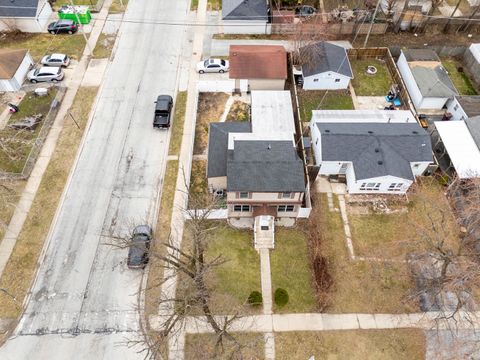 Tiny photo for 9658 Austin Avenue, Oak Lawn, IL 60453 (MLS # 12590986)