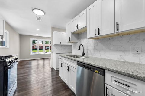 Tiny photo for 14903 TERRACE Lane, Midlothian, IL 60445 (MLS # 12504028)