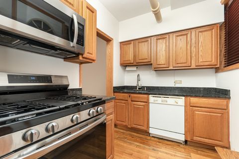 Tiny photo for 237 Washington Boulevard #G, Oak Park, IL 60302 (MLS # 12491478)