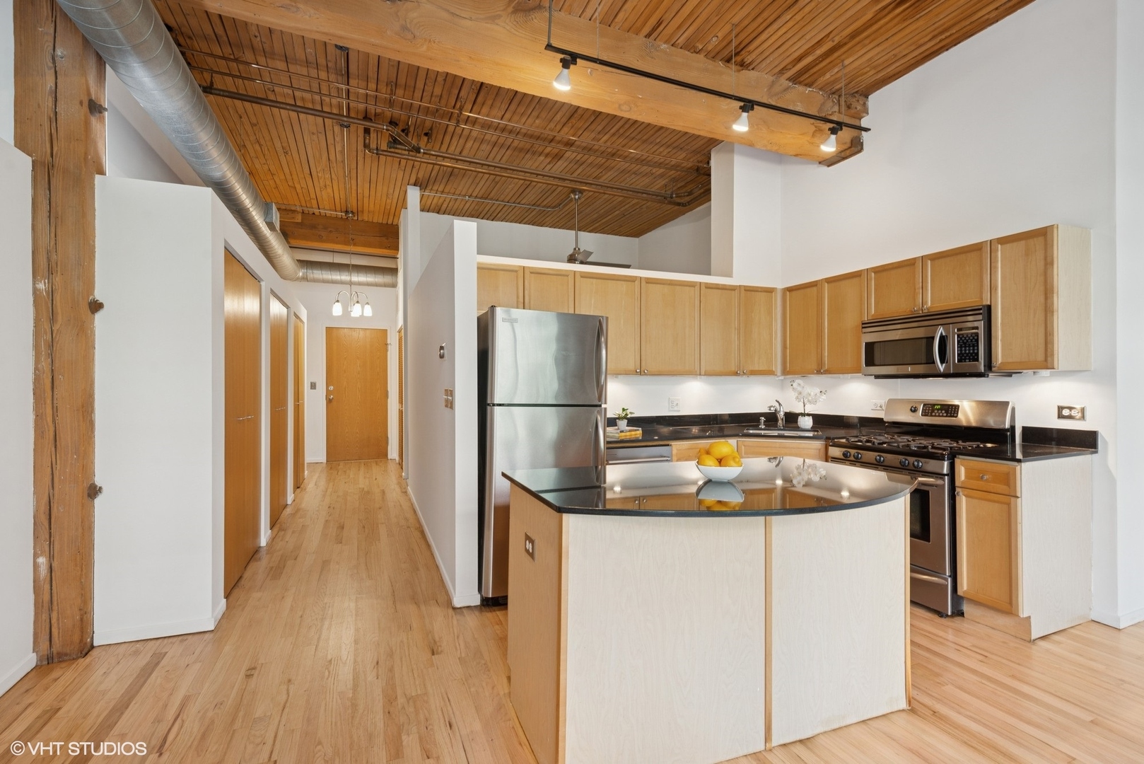 2333 W Saint Paul Avenue 228