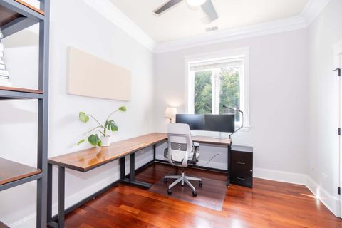 Tiny photo for 2401 N Janssen Street #208, Chicago, IL 60614 (MLS # 12477491)
