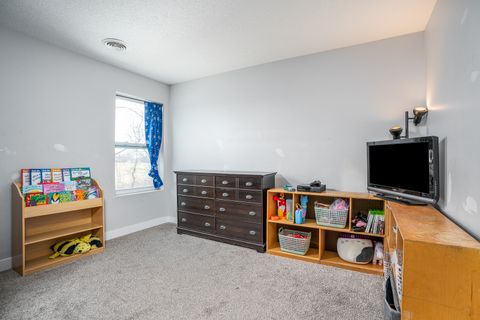 Tiny photo for 1120 Eagles Crest Drive, Davenport, IA 52804 (MLS # 12566992)