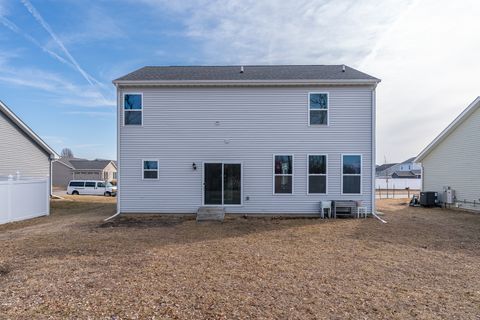 Tiny photo for 1120 Eagles Crest Drive, Davenport, IA 52804 (MLS # 12566992)