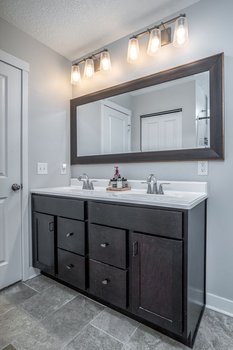 Tiny photo for 1120 Eagles Crest Drive, Davenport, IA 52804 (MLS # 12566992)