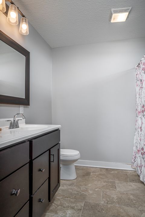 Tiny photo for 1120 Eagles Crest Drive, Davenport, IA 52804 (MLS # 12566992)