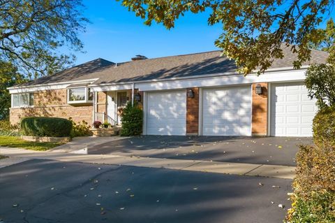 Tiny photo for 4541 Middaugh Avenue, Downers Grove, IL 60515 (MLS # 12556906)