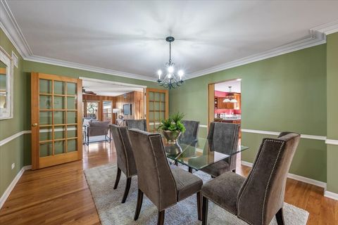 Tiny photo for 4541 Middaugh Avenue, Downers Grove, IL 60515 (MLS # 12556906)