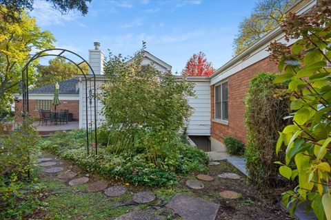 Tiny photo for 4541 Middaugh Avenue, Downers Grove, IL 60515 (MLS # 12556906)