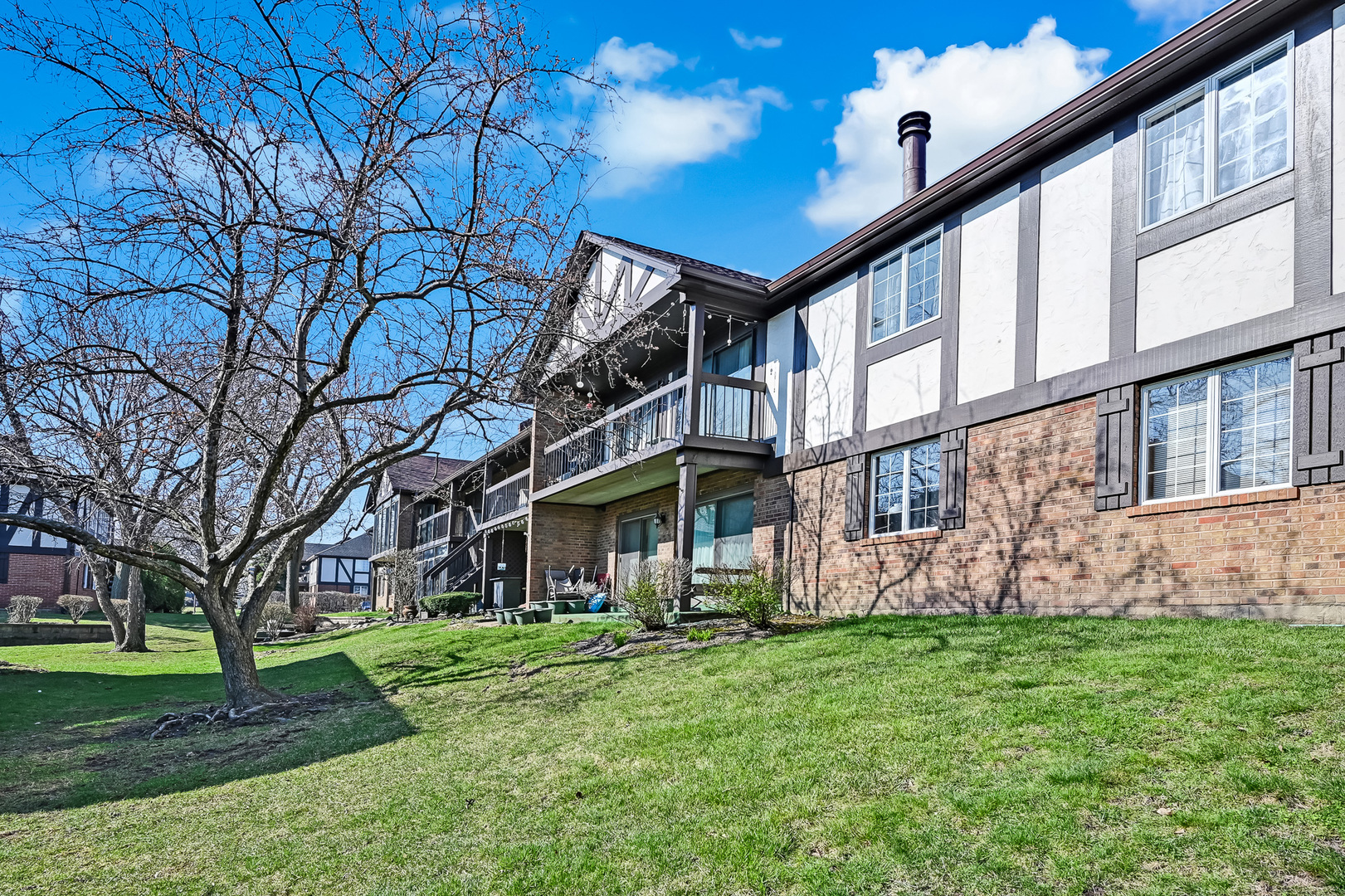 6147 Willowhill Road B