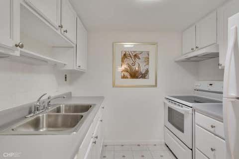 Tiny photo for 1 Renaissance Place #511, Palatine, IL 60067 (MLS # 12708170)