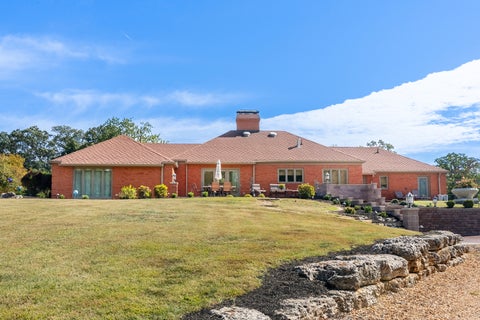 Tiny photo for 809 N 27th Street, Mt Vernon, IL 62864 (MLS # 12779036)