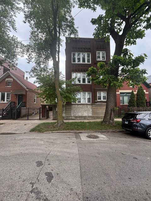 1046 N Rockwell Street Chicago IL 60622