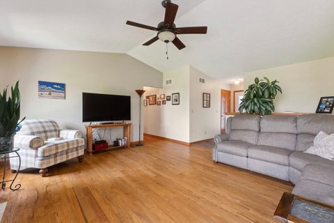 Tiny photo for 3810 Foxglove Lane, Winnebago, IL 61088 (MLS # 12418854)