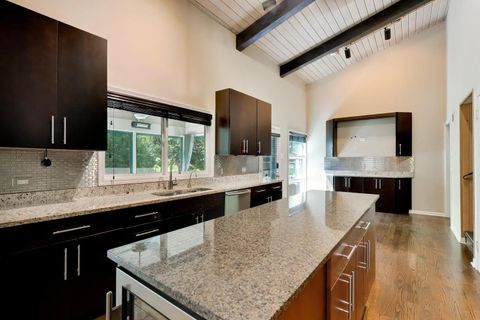Tiny photo for 708 WOODLAND Avenue, Hinsdale, IL 60521 (MLS # 12630254)