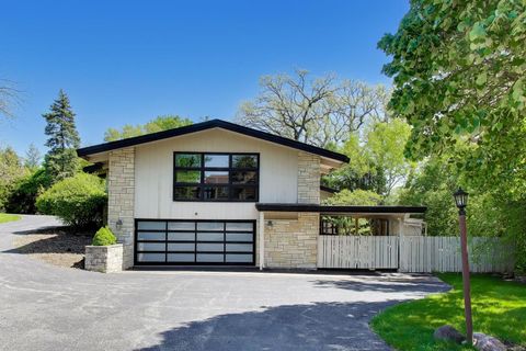 Tiny photo for 708 WOODLAND Avenue, Hinsdale, IL 60521 (MLS # 12630254)