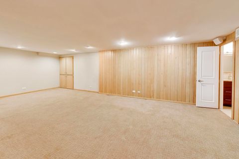 Tiny photo for 708 WOODLAND Avenue, Hinsdale, IL 60521 (MLS # 12630254)