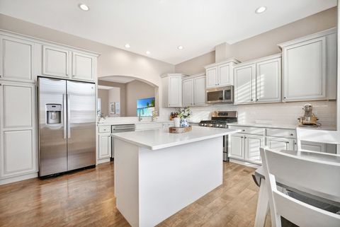 Tiny photo for 2616 BARRINGTON Circle, Naperville, IL 60564 (MLS # 12577994)