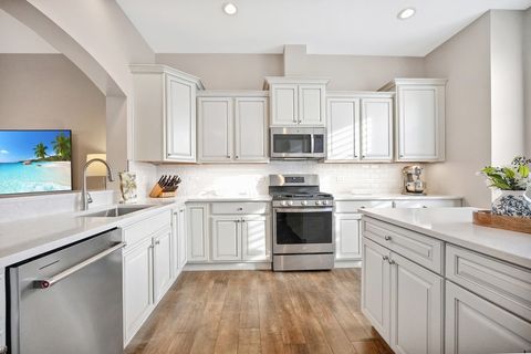 Tiny photo for 2616 BARRINGTON Circle, Naperville, IL 60564 (MLS # 12577994)