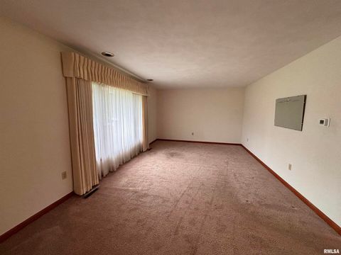 Tiny photo for 630 MISSION Drive, Kewanee, IL 61443 (MLS # QC4265568)