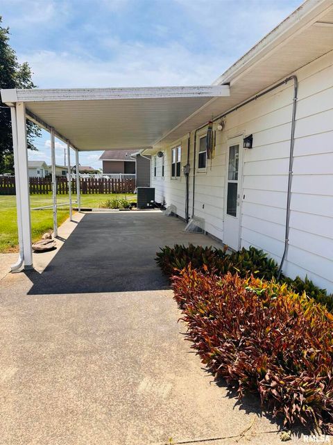 Tiny photo for 630 MISSION Drive, Kewanee, IL 61443 (MLS # QC4265568)