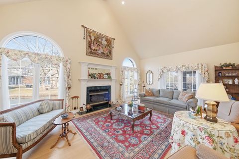 Tiny photo for 26 Lake Ridge Club Drive, Burr Ridge, IL 60527 (MLS # 12570672)