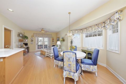 Tiny photo for 26 Lake Ridge Club Drive, Burr Ridge, IL 60527 (MLS # 12570672)