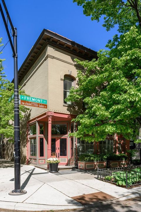 Photo of 1900 N Fremont Street, Chicago, IL 60614 (MLS # 12641749)