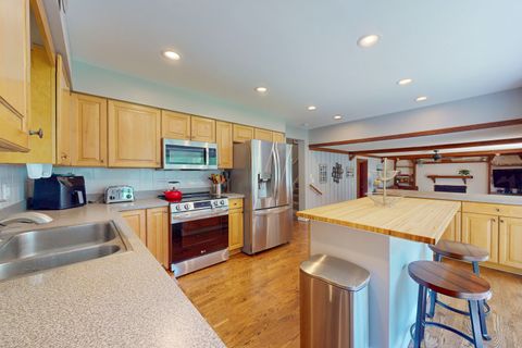 Tiny photo for 315 E Reseda Parkway, Palatine, IL 60067 (MLS # 12699892)