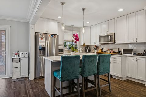 Tiny photo for 5241 S Melvina Avenue, Chicago, IL 60638 (MLS # 12535933)