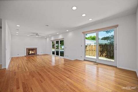 Tiny photo for 47 The Court Of Greenway Street #47, Northbrook, IL 60062 (MLS # 12498638)