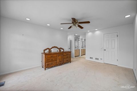 Tiny photo for 47 The Court Of Greenway Street #47, Northbrook, IL 60062 (MLS # 12498638)