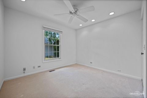 Tiny photo for 47 The Court Of Greenway Street #47, Northbrook, IL 60062 (MLS # 12498638)