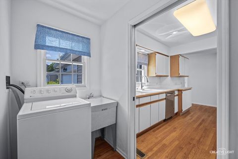 Tiny photo for 47 The Court Of Greenway Street #47, Northbrook, IL 60062 (MLS # 12498638)