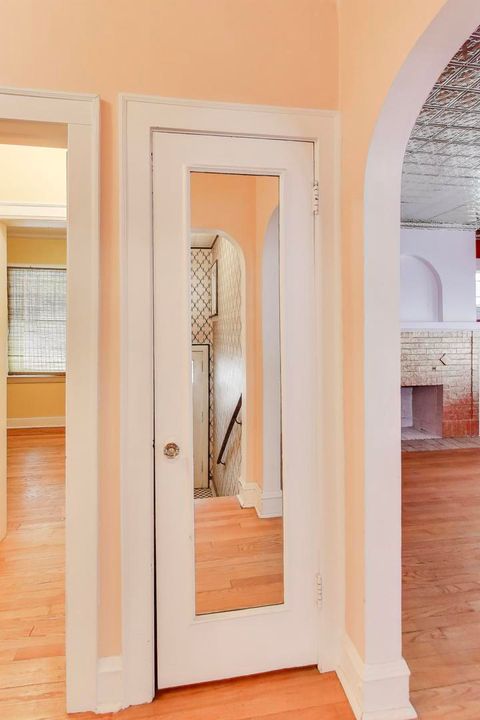 Tiny photo for 1601 Sherman Place, Des Plaines, IL 60016 (MLS # 12531585)