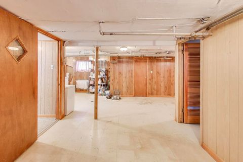 Tiny photo for 1601 Sherman Place, Des Plaines, IL 60016 (MLS # 12531585)