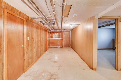 Tiny photo for 1601 Sherman Place, Des Plaines, IL 60016 (MLS # 12531585)