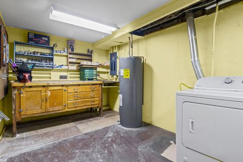Tiny photo for 505 N Maple Street, Prospect Heights, IL 60070 (MLS # 12497877)