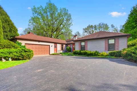 Photo of 6503 Tustamena Trail, McHenry, IL 60050 (MLS # 12577732)