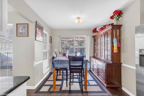 Tiny photo for 864 Lansing Court #864, Vernon Hills, IL 60061 (MLS # 12534424)