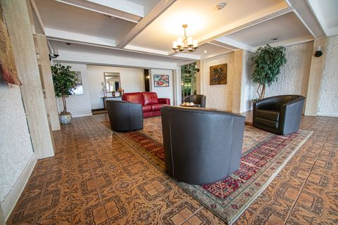 Tiny photo for 4050 Dundee Road #203, Northbrook, IL 60062 (MLS # 12322217)