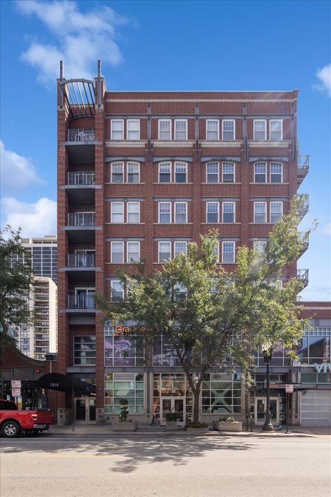 Photo of 1515 N WELLS Street #5C, Chicago, IL 60610 (MLS # 12455345)