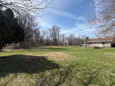 Tiny photo for 1009 Bernstein Street, Streator, IL 61364 (MLS # 12598439)