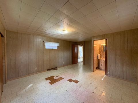 Tiny photo for 1009 Bernstein Street, Streator, IL 61364 (MLS # 12598439)