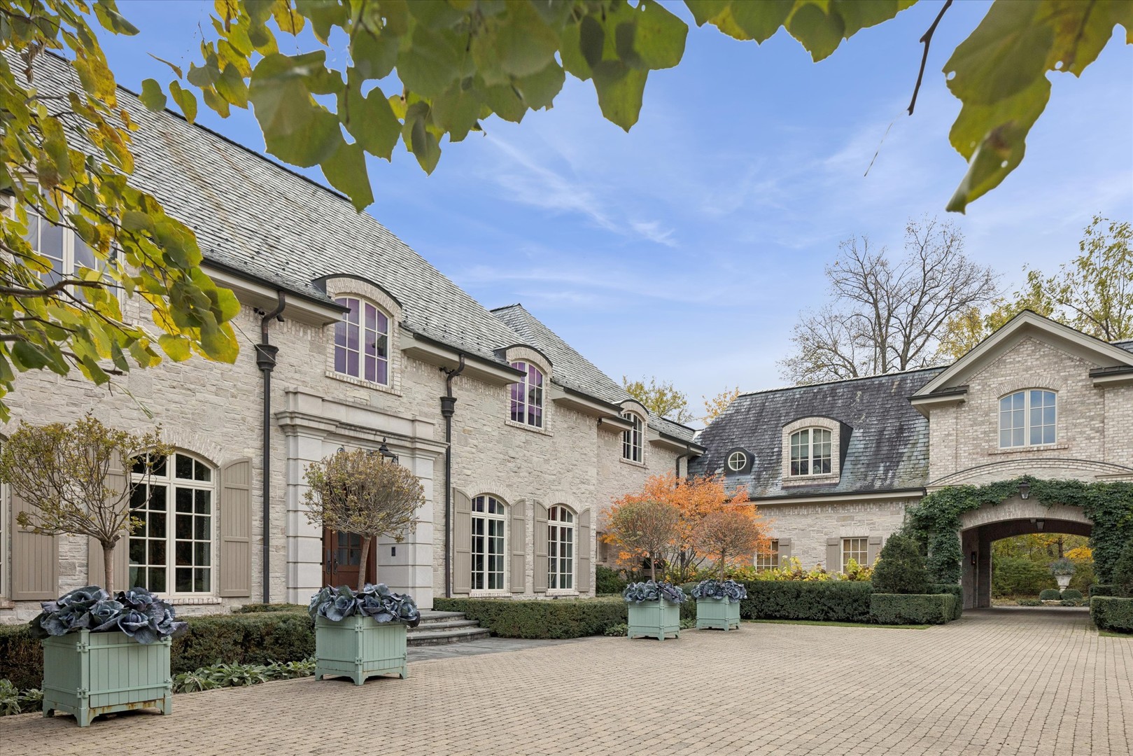 2450 Persimmon Drive