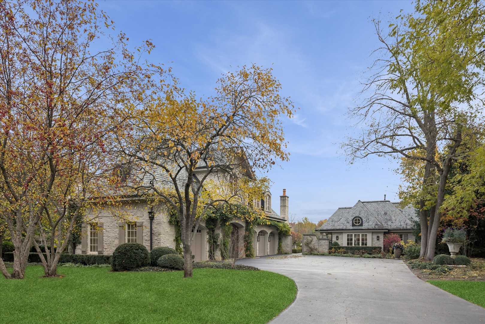 2450 Persimmon Drive