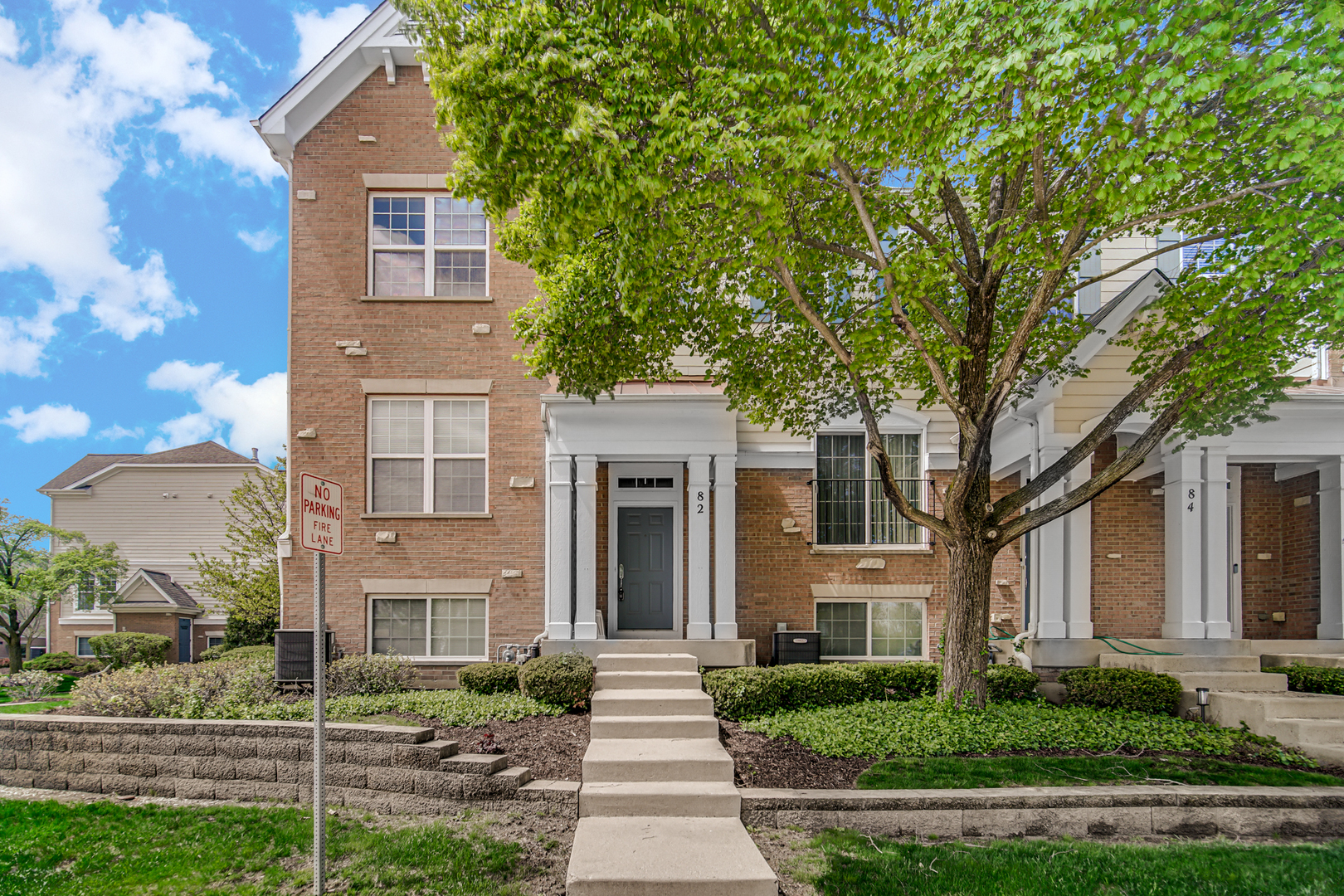 82 Arcadia Lane